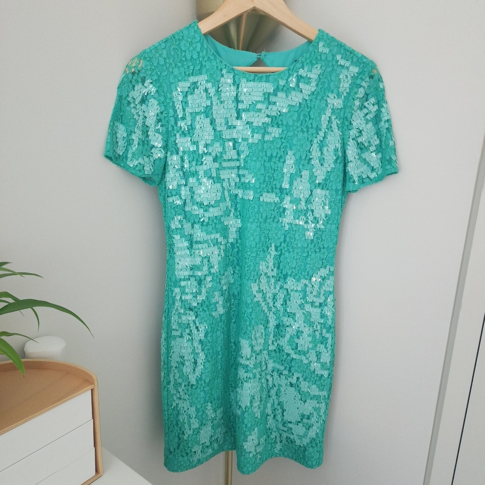 Karen Millen Embellished Mint Green Palms Shift Dress, US 6